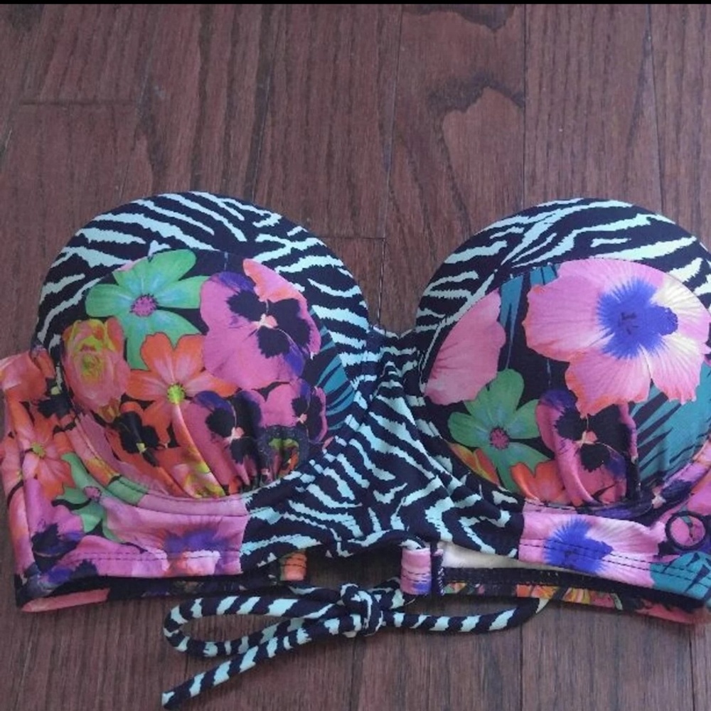 OP Bikini - Picture 2 of 3